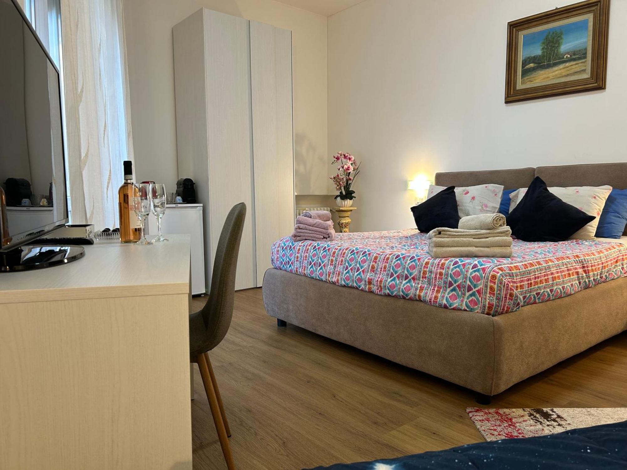 Valverde Apartment And Rooms Verona Exterior foto